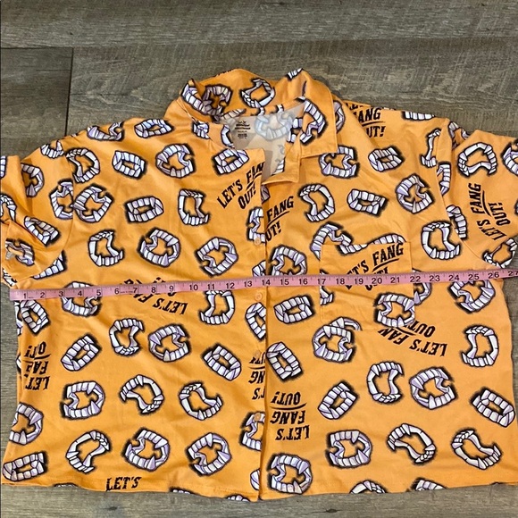 Orange Graphic Button-Up Shirt very soft crop top HALLOWEEN 🎃  NWOT - Picture 8 of 10